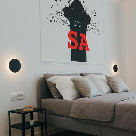 Poppy Downtown Suites Sarajevo Сараево Екстериор снимка