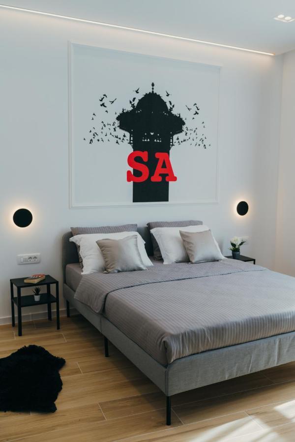 Poppy Downtown Suites Sarajevo Сараево Екстериор снимка