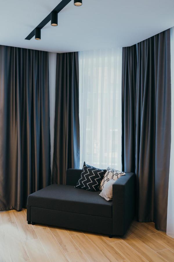 Poppy Downtown Suites Sarajevo Сараево Екстериор снимка